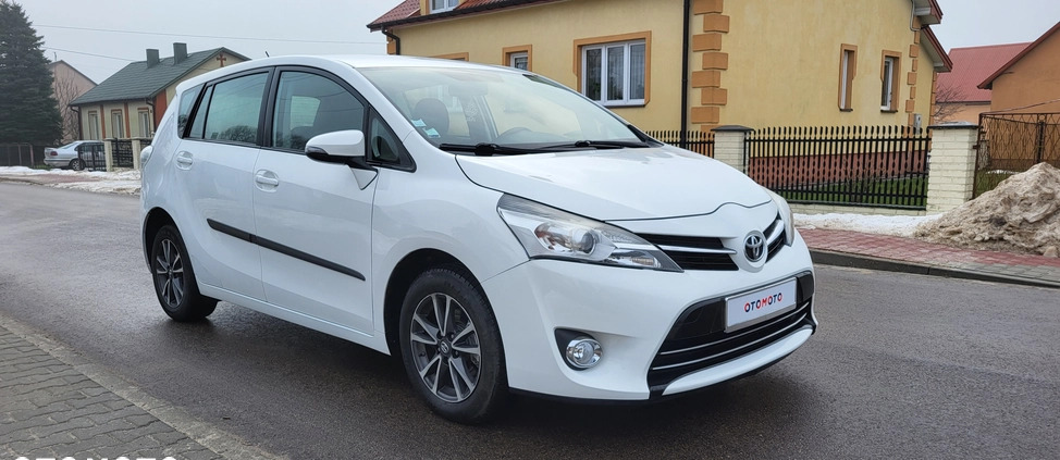 Toyota Verso cena 32900 przebieg: 185200, rok produkcji 2014 z Włodawa małe 436